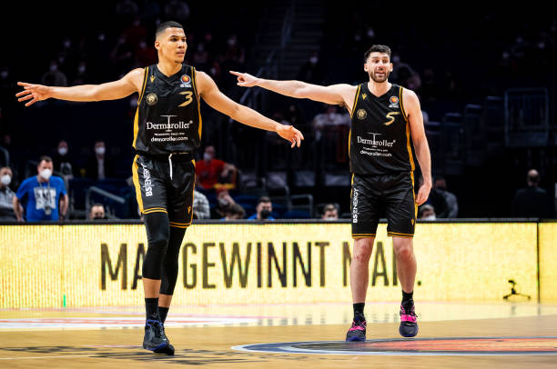 速出手与战 速出手与战