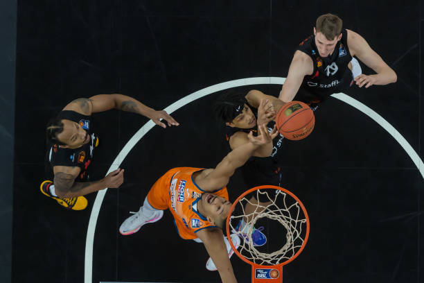 而锋线的 而锋线的