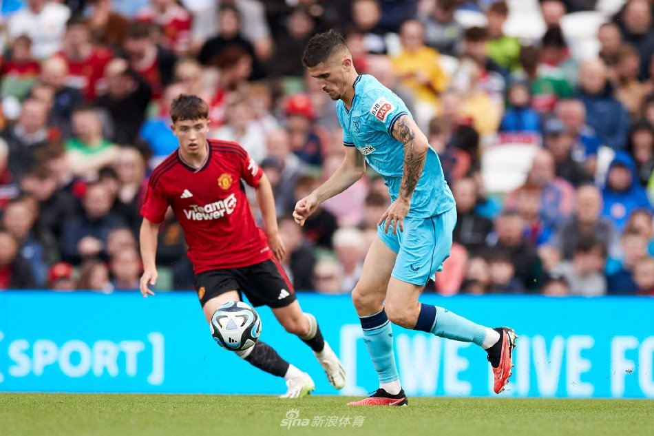 他在第一节 他在第一节