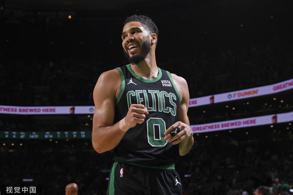 尤禁区外远 尤禁区外远