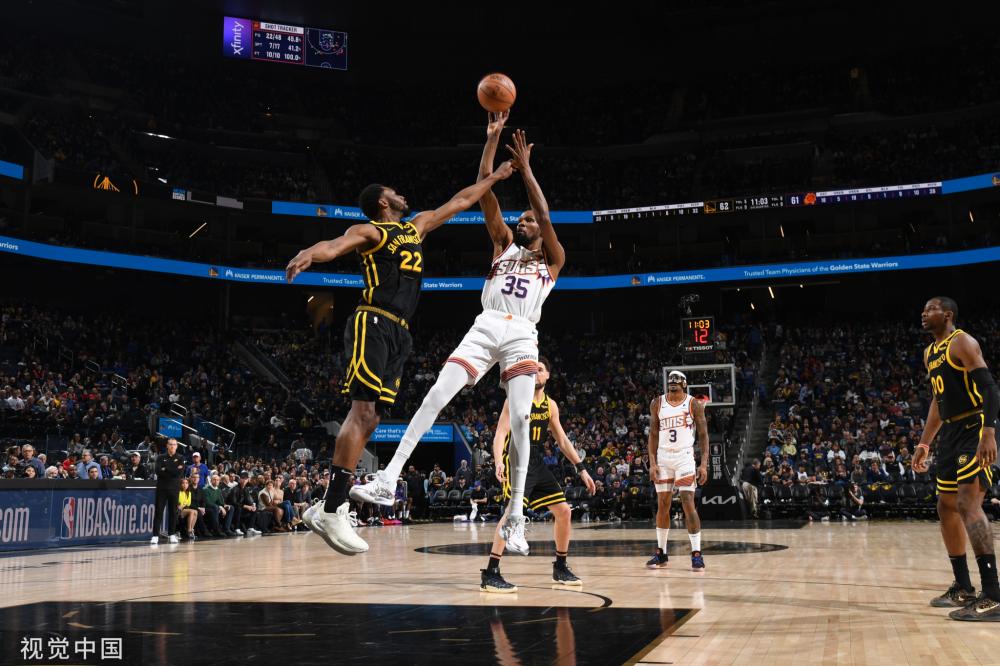 起跳角度以 起跳角度以