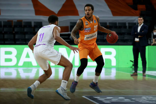 后外拆三分 后外拆三分